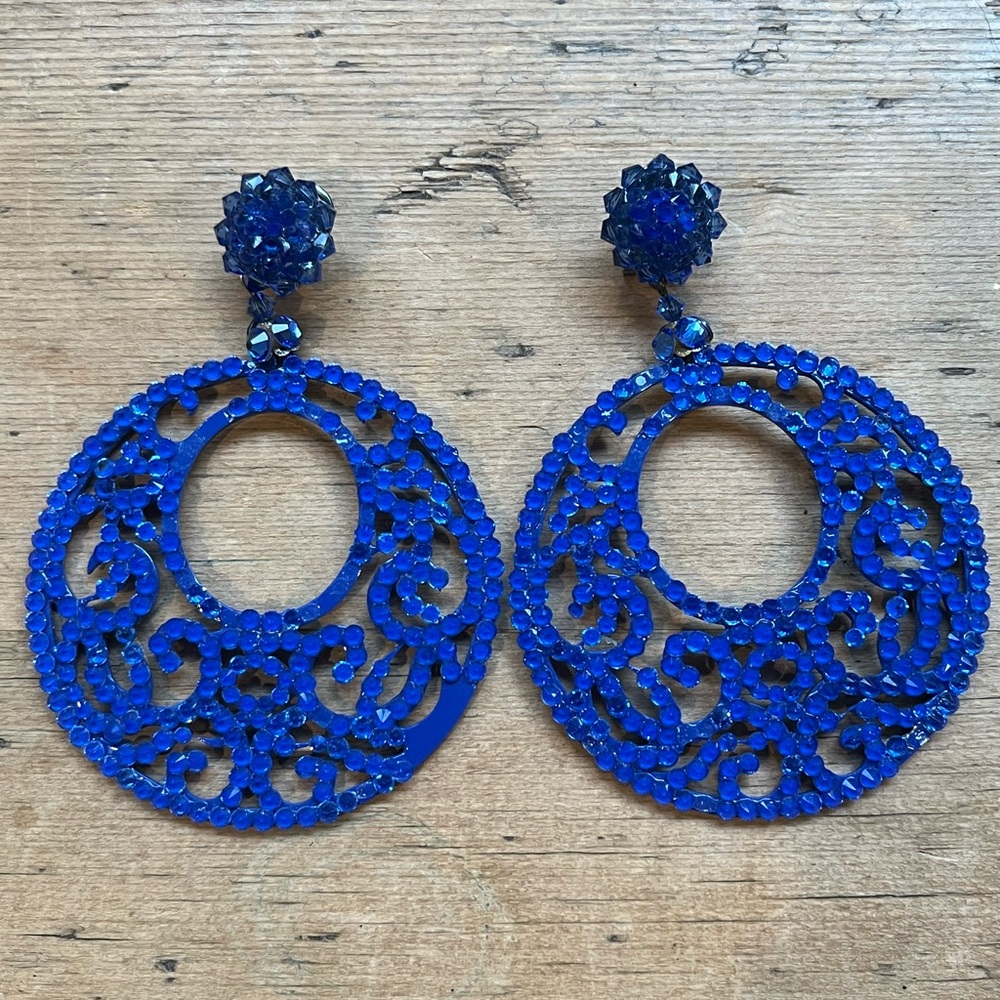 Elegant Blue Crystal Earrings
